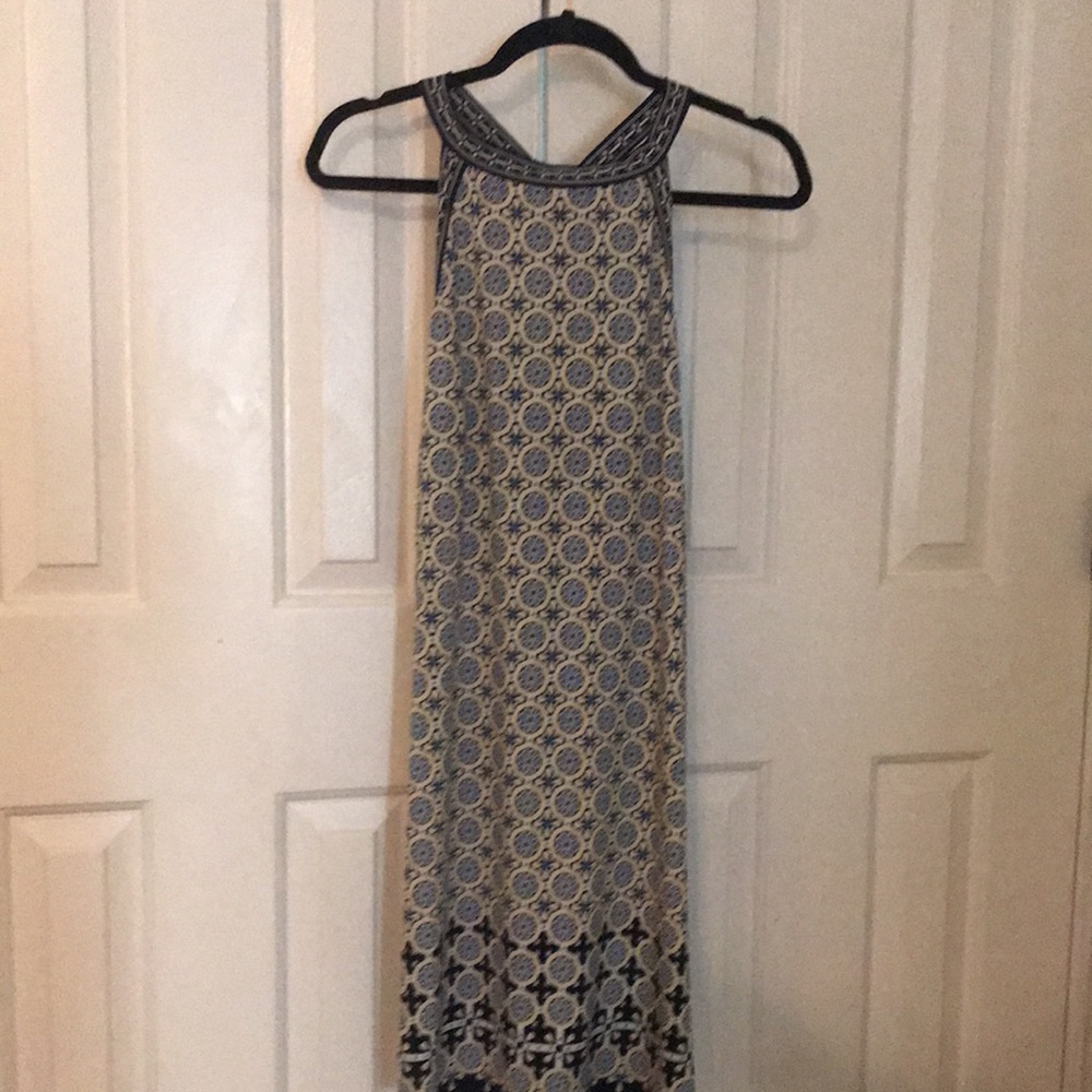 Max Studio Dress Causual Beautiful Blues and Cream Exotic Print Size Large